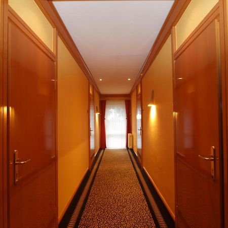 Hotel Matthias Gnarrenburg Extérieur photo